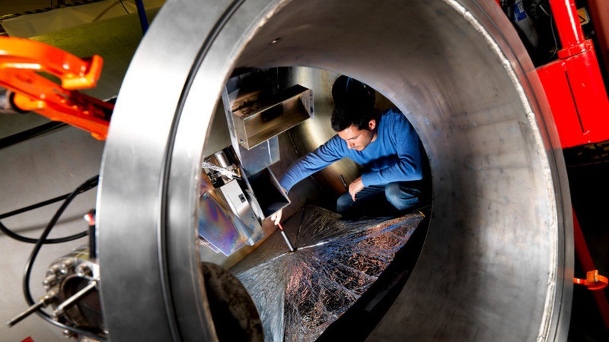 Electrical and Electronic Engineering ranked 6th in the UK University